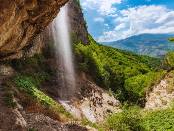 A Saudi Traveller’s Guide to Exploring Azerbaijan’s Seasons
